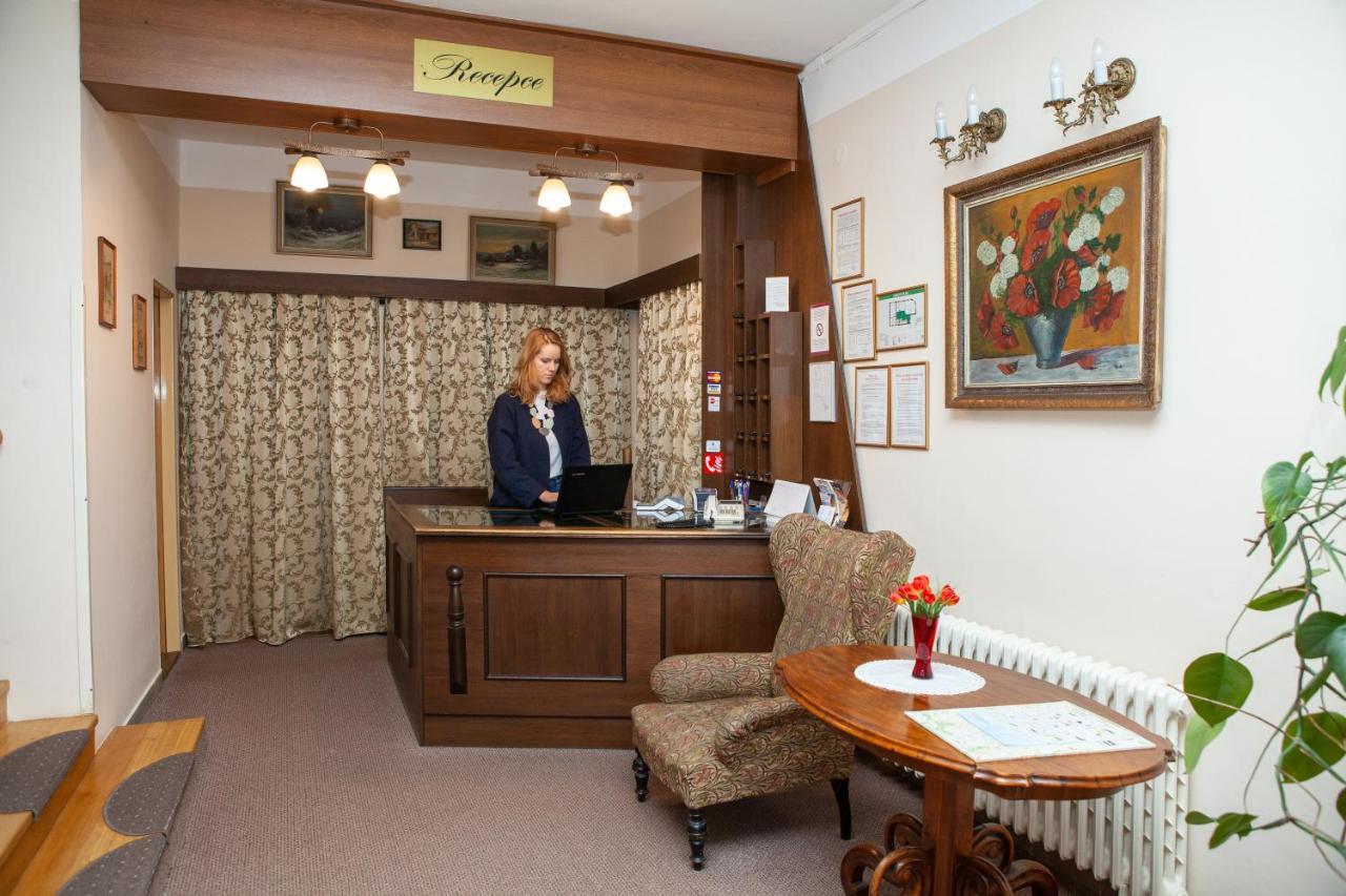 Hotel Stella Пльзень Экстерьер фото