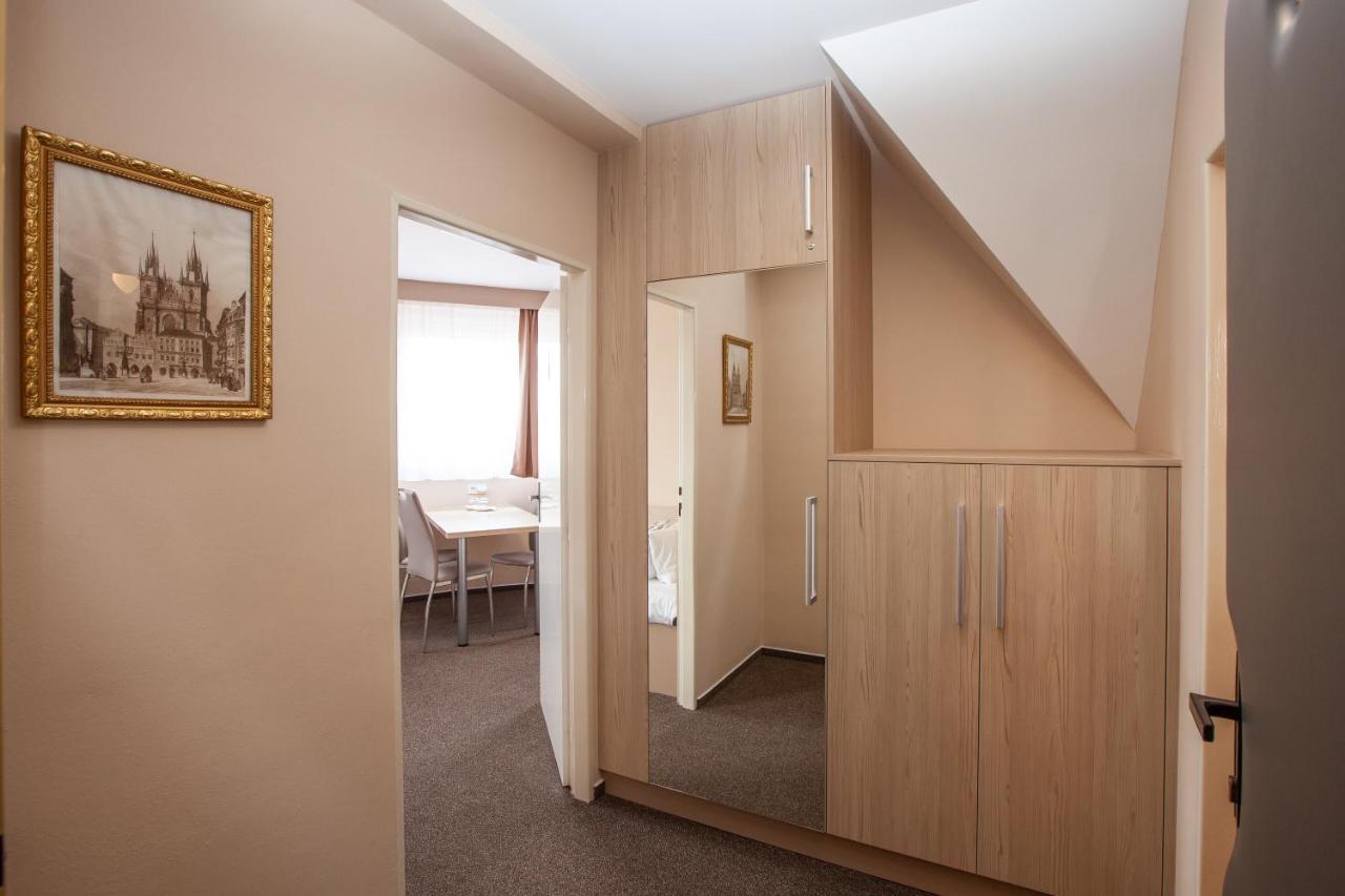 Hotel Stella Пльзень Экстерьер фото