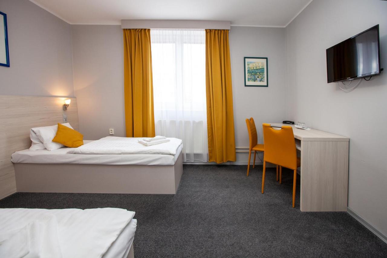 Hotel Stella Пльзень Экстерьер фото