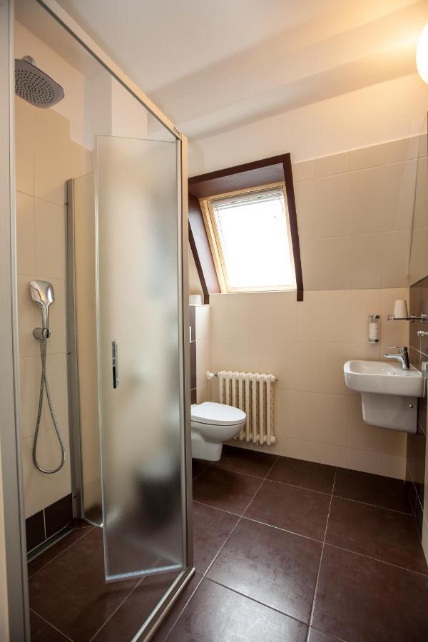 Hotel Stella Пльзень Экстерьер фото